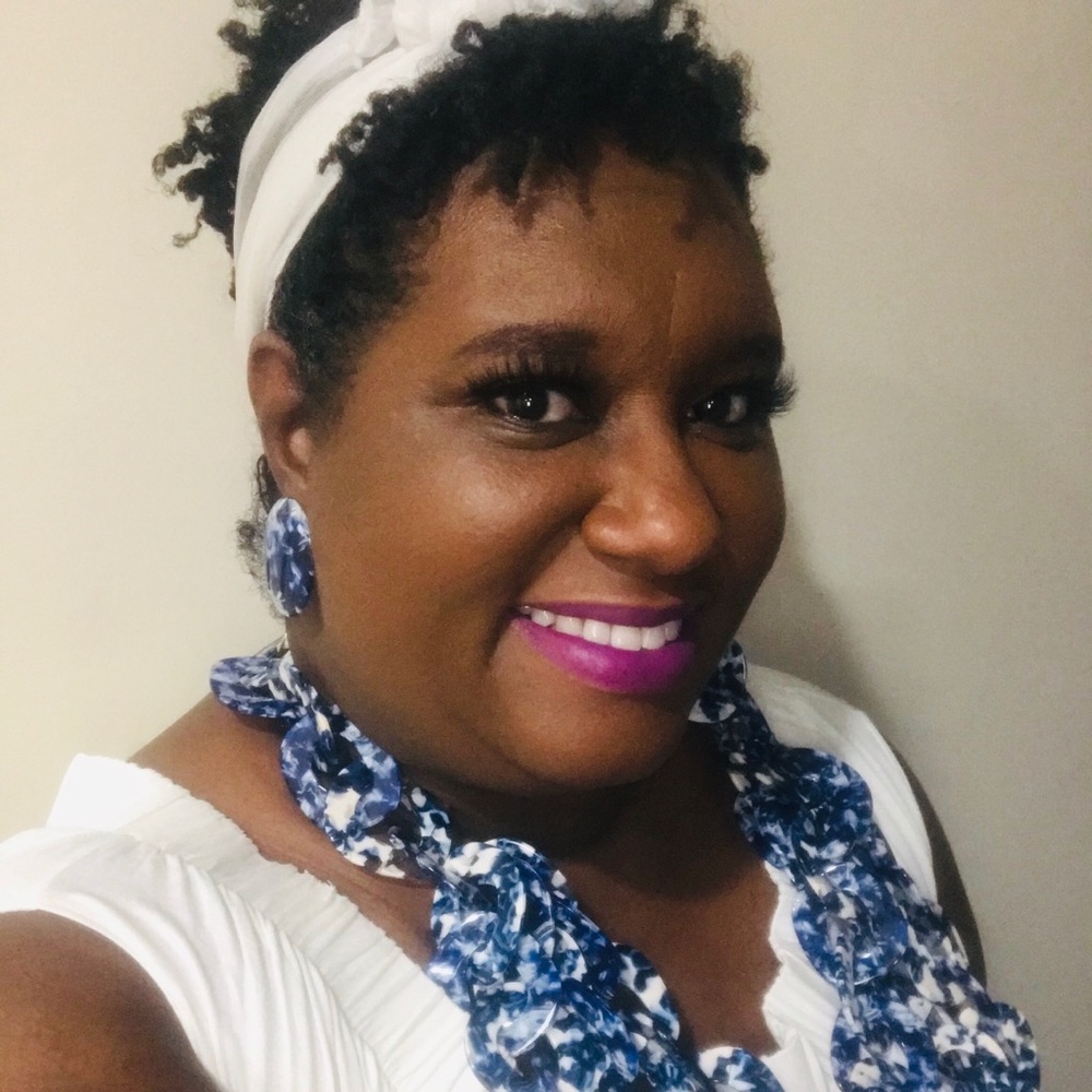 Meet your Posher, Kamika